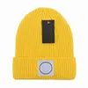 Yeni örme tasarımcı şapkaları lüks beanie erkek beanies kadınlar için erkekler Bonnet Kış Şapkası İpi boyalı işlemeli Casquette pamuk moda sokak şapkaları mektup