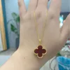 Necklace Van-Clef & Arpes Designer Luxury Fashion Women Four Leaf Grass Necklace V Gold Thick Plated 18K Rose Gold Large Red Chalcedony Pendant Fashion Versatile