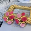 Bomboniera da donna esagerata creativa retrò in vetro rosa serie fiori di ciliegio collana orecchini set catena matrimonio regalo di San Valentino