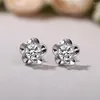 Stud Oorbellen Luxe Voor Vrouwen Mini Bloem Zirconia Zilver Kleur Vrouwelijke Bruiloft Delicate Gift Mode-sieraden