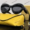 Designer Solglasögon Lowe Fashion Märke 3D Uppblåsbar katt Eye Fun Bread Lip Travel Windproof Glasses Herr- och kvinnors avslappnade strandsolskydd