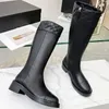 Botas de diseñador de lujo de alta calidad para mujer Venta caliente de cuero para mujer Mocasín con suela gruesa Zapato elevado Zapato clásico para mujer Diseñador Martin Boot con tamaño de caja 35-40