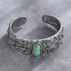 Bangle Vintage Indian Tribal Green Harts Carved Mönster Tibetansk öppen manschettbrett Bohemian Charm Armband för kvinnor Hippie Jewlery 230926