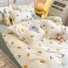 Conjuntos de cama Ins Estilo Duveta Capa Set com Folha Plana Fronhas Bonito Laranja Cereja Corvo Impresso Single Double Queen Size Girls Kit 230927