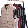 Gilets pour hommes Hommes hiver sans manches veste hommes vers le bas gilet chaud épais manteaux à capuche mâle coton rembourré gilet de travail gilet homme 230927