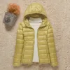 Mulheres para baixo parkas moda feminina jaqueta fria mulheres inverno luz pato branco fino puffer portátil casaco à prova de vento 230927