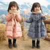 Куртки в Корейском стиле, осень-зима 2023, парка для девочек с капюшоном, утепленная теплая верхняя одежда, пальто для детей от 2 до 8 лет, детская утепленная куртка 230928