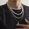 Collane con ciondolo Collana di perle multistrato con piume da uomo Catena per maglione hip-hop giapponese barocco a strati vintage