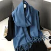 Lenços 62 cores cachecol de inverno para mulheres longo quente cashmere hijab senhora sólida xale envoltório feminino pashmina bandana cabeça lenços 230927