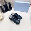 Scarpe da ginnastica per bambini Scarpe da corsa basse per bambini Ragazzi Ragazze Giù Designer città Scarpe da ginnastica casual Bambini Gioventù Nero Bianco Rosso Blu Scarpe da corsa per bambini Taglia eur 26-35