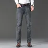 Herrtröjor tröjor vårens höstmäns stretch rak passform jeans män denim pants varumärke stil byxor mens bär 230927