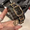 أزياء C Family Quartz Wathes Watches Double Leather Double Sain261b