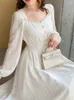 Casual jurken Franse vierkante kraag chiffon maxi-jurk Elegante dames enkele rij knopen hoge taille eendelig Koreaans
