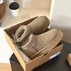 Pantofole Tasman stivale con semi di senape stivali invernali da donna firmati Australia tazz castagna classico stivale con plateau ultra mini Ciabatte in pelliccia scamosciata ugg da uomo stivaletti alla caviglia