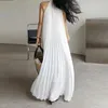 Casual Dresses Women Summer 2023 White Beach Dress Sexig veckad A-Line Sundress O Neck Rem ärmlösa Party Long Robes