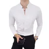 Camicie eleganti da uomo Camicia nera monopetto con colletto alla coreana Moda slim fit per uomo Wedding Party Top Camisa Rosso Bianco 230927