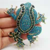 Broche de cristal con diamantes de imitación, colgante único de rana de ojos negros, Animal, azul y verde, Pin2898