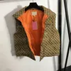 レディースベスト女性デザイナージャケットベスト刺繍ジャクアードレターノースリーブスタンディングカラーコットンコートデザイナーベストレディースジャケット