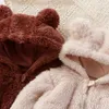Rompers Winter Warm Hoodied Baby Rompers for Boys Girls Bear Ear Hood Fleece Onesies Spädbarn Jumpsuits Pyjamas Sleepwear Toddler Övergripande 230927