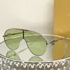 Lunettes de soleil de créateur pour femmes, qualité de luxe, monture intégrée en métal galvanisé, LW40107, lunettes de soleil de styliste pour hommes, design de mode, jambes miroir, logo