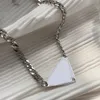 Driehoek van driehoek Luxe cirkelkettingen designer sieraden heren- en dameshanger diamant roestvrij staal voor koppels kerstcadeau met origineel geen doos