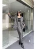 Zweiteiliges Kleid UNXX Bürouniform-Designs Damen-Rockanzüge mit Blazer und Jacken-Sets Graue Damen-Business-Arbeitskleidungskleidung