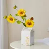 Wazony Wystrój domu Praktyczne wazon kartonu mlecznego do suszonego kwiatu nordyckiego w stylu salonu ornament ceramiczny rzemiosło 230928