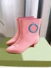 Stivali da pioggia firmati da donna Moda color gelatina Gomma morbida in PVC Tacchi alti slim fit 5,4 cm Street Show Party Outdoor Martin Boot Kit 35-40