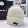 Trendige Luxus-Buchstabe CH-Hüte Damenmarke CCity Beanie Männer Frauen Kappe Designer Winter Herbst Damen Doppelschicht gestrickte Wollmütze Lässiger Kaschmir-Kanalhut