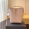 LE 37 Sac de créateur Sac seau en cuir brillant Sac en cuir véritable Femmes Sacs à main Designers Gaufrage Sacs à bandoulière Sac à main Femme Sac à main classique Sac blanc