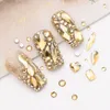 Dekorationer 920st Rhinestones For Nails Gold Champagne Bling Nail Art Jewelry Flat Back Blandade storlekar Gold-diamond Gem Stone 230927