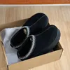 Australien tazzplattform tofflor kvinnor maxi tasman päls glider klassisk ultra mini boot womens vinter snöstövlar australiska tofflor diskett män designer tossor