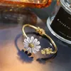 Studörhängen Kvinnor Fashion Romantic Daisy Flower Rings Armband Halsband Multicolor Söta lyriska presentsmycken för Lady Girls