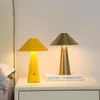 Lampes de table Lampe en métal Tactile Charge Dimmable Lumière Moderne Champignon Atmosphère Chambre Chevet Vintage Décor À La Maison Led Bureau