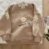 Vestes Sweats à capuche Sweatshirts Enfants Fille Sweat-shirt Automne Manches longues Col roulé T-shirt Enfants Filles Vêtements Ours Applique Winter Top 230928