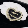 Designer de diamante broche marca 18k broche dourado primavera nova marca logotipo broche luxo meninas amor pinos requintado design versátil presente jóias