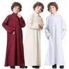 Roupas étnicas Meninos Crianças Islâmico Muçulmano Juba Kaftan Robe Árabe Dubai Qatar Menino Manga Longa Camisa Abaya Vestido Cor Sólida