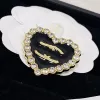 Designer de diamante broche marca 18k broche dourado primavera nova marca logotipo broche luxo meninas amor pinos requintado design versátil presente jóias