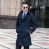 Trench da uomo stile coreano primavera e autunno di media lunghezza sottile beige doppiopetto slim abrigo hombre casaco masculino