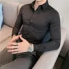 Mäns avslappnade skjortor klaret röd elegant klänning för mens bröllopsfest slit Slim fit gentleman kläder svartgrönt arbete topp social blus