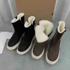 Hochwertige Luxus-Designer-Stiefel für Damen. Heißer Verkauf für Damen, Leder-Slipper mit Stollensohle und dicker Sohle, erhöhter Schuh. Klassische Damen-Schneestiefel, Designer-Martin-Stiefel mit Box