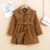 Vestes Filles Manteau 2022 Printemps Automne Enfants Casual Chaud Vêtements d'extérieur avec Ceinture 3 à 7 Ans Enfants Épaissir Vêtements Couleur Unie Veste 230928