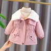 Jacken Kleidung Sets Plüsch Warme Kinder Revers Windjacke Mädchen Mantel Winter Kinder Mode Nette Oberbekleidung Kleinkind Baby Kleidung 2023 Neue 230928