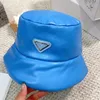 Simple en cuir PU triangle inversé vers le bas chapeau de pêcheur mode tout coton sandwich chapeau de bassin décontracté imperméable protection solaire chapeaux de seau