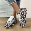 Mode d'automne de printemps robe S and Women plateforme Tendance extérieure Chaussures graffitis confortables Lacet Up Flat Sneakers T Pring Hoes Neakers