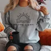 Felpa da donna Be Light Regalo per i cristiani Mathew 5 14 Versetto della Bibbia Donna Pullover Felpa con cappuccio religiosa Fede Top YQ230928