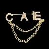 ヨーロッパダイヤモンドブローチブランドラベルピン女性メンズラブギフトチェーンブローチ18kゴールドジュエリーレタースターピンスプリングタイム装飾品
