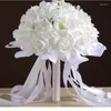 Bröllopsblommor brudbukett skum konstgjorda vita rose handkast