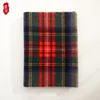 الأوشحة 100 Cashmere Men Men Classic Gray Plaid n قصيرة الأوشحة الصغيرة الأزياء الخفيفة دافئ شال الباشمينا الفاخرة للسيدات 230927