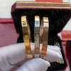 Projektant bransoletki uwielbiają śrubą bransoletę 18k złota bransoletka moda klasyczni mężczyźni i kobiety bransoletka Tytanium stal luksusowe bransoletki Designer biżuteria Prezenty